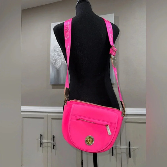 Lilly Pulitzer Giavanna Pink
Neoprene Crossbody Bag - Picture 8 of 14